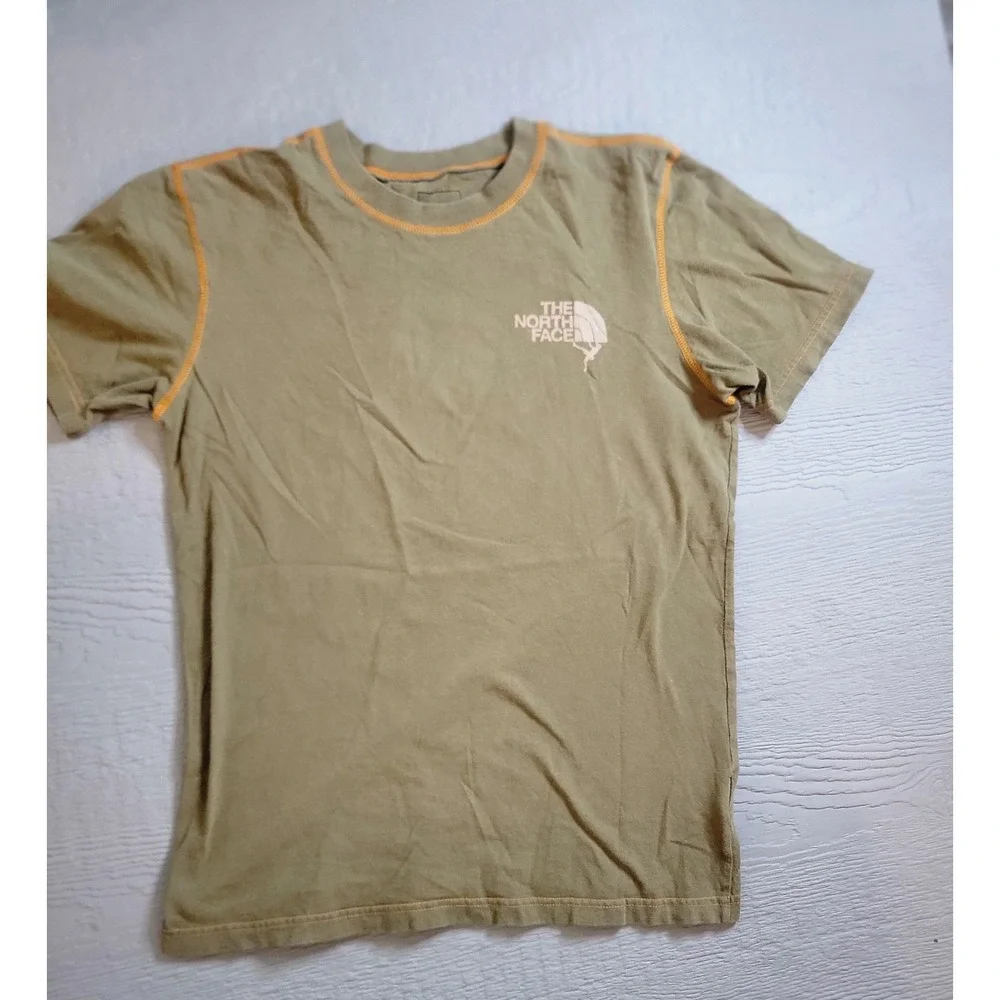 ♡The North Face Mens Small Khaki Green Rock Climbing Graphic T-Shirt Orange